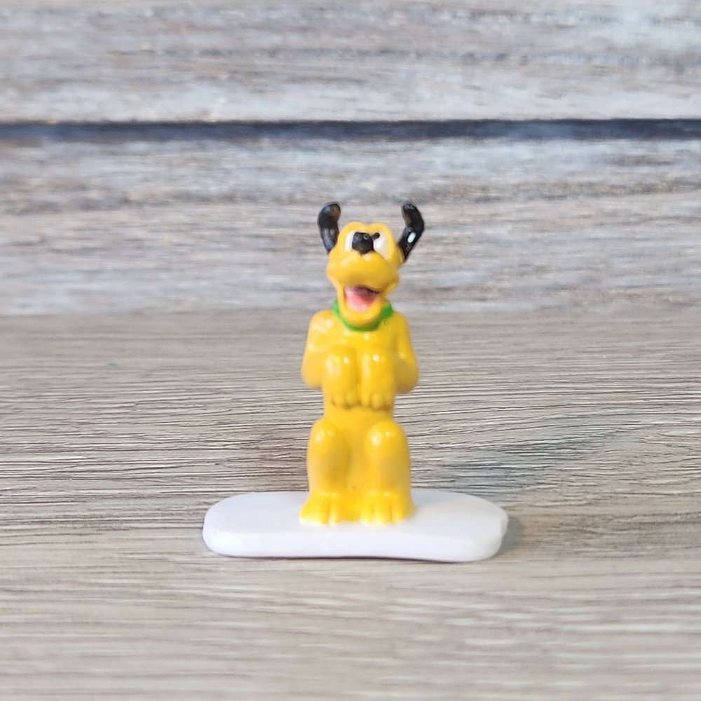 🖤 Disney Pluto Miniature Mini Figurine Collector Packs Series